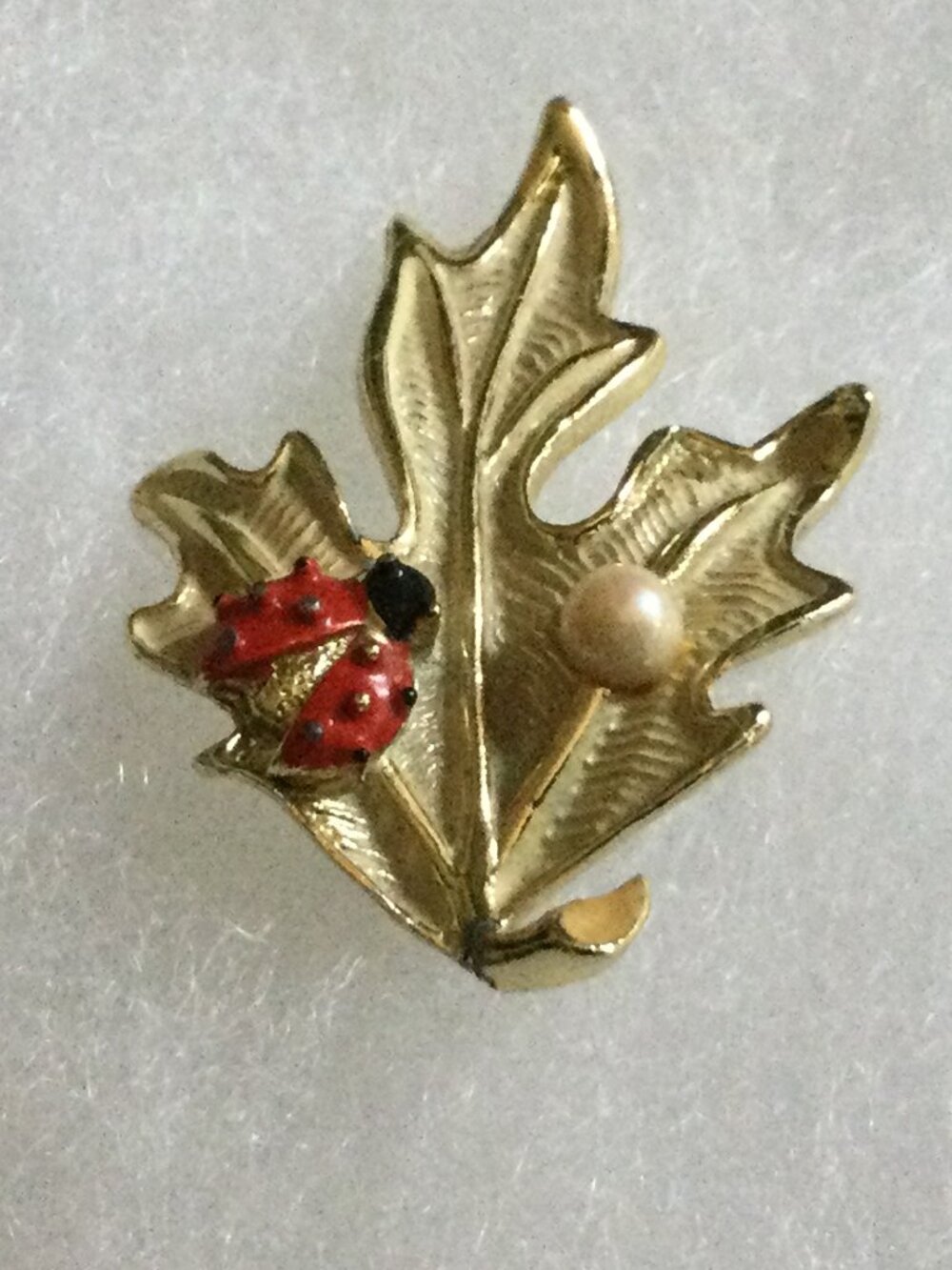 Vintage 1960's Gold Tone Leaf Brooch with Enamel Ladybug Faux Pearl
